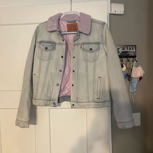 Levi jacket with lavender fur